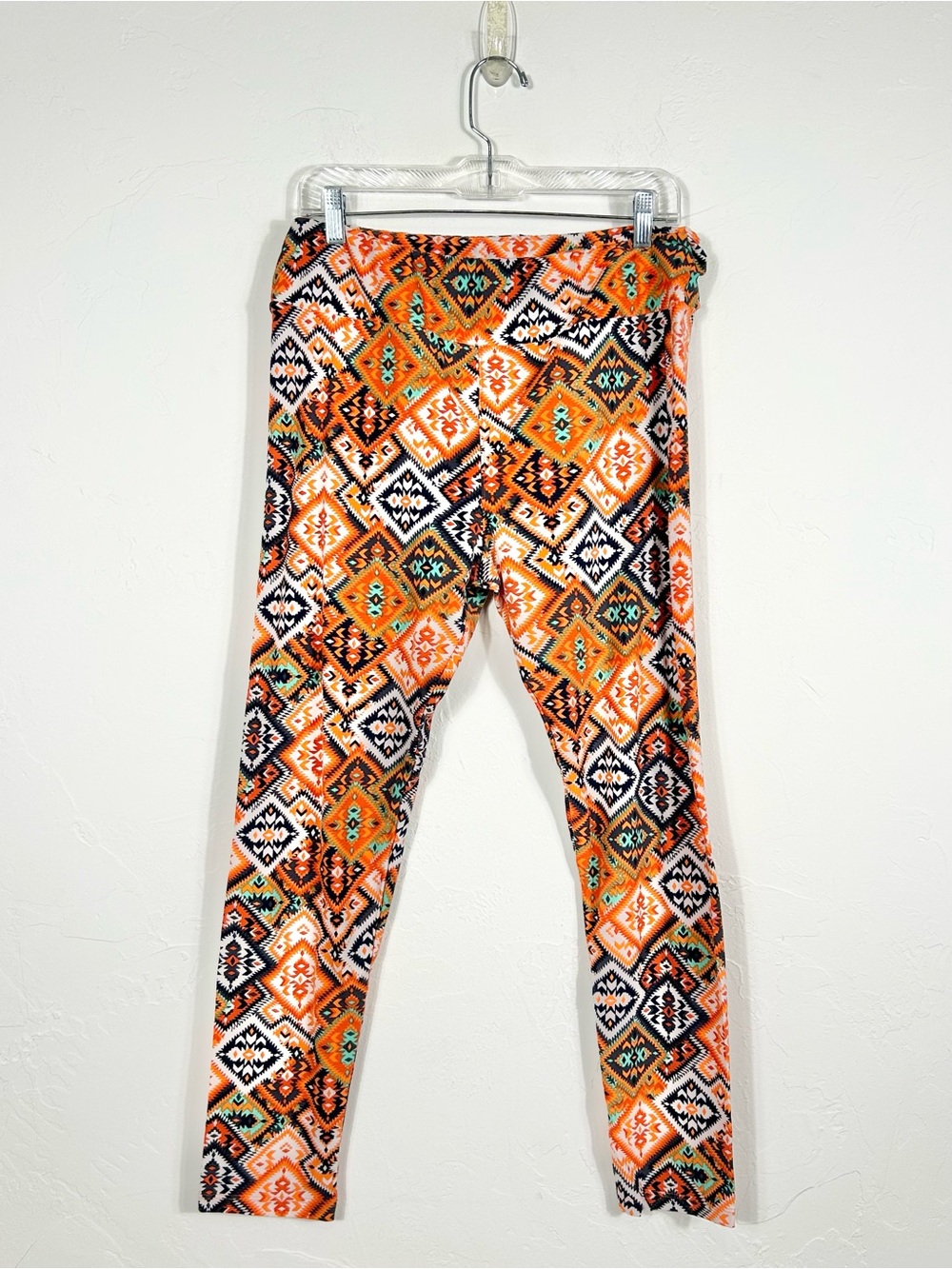 LuLaRoe Tall & Curvy TC Leggings Southwestern Aztec Geometric Print Orange